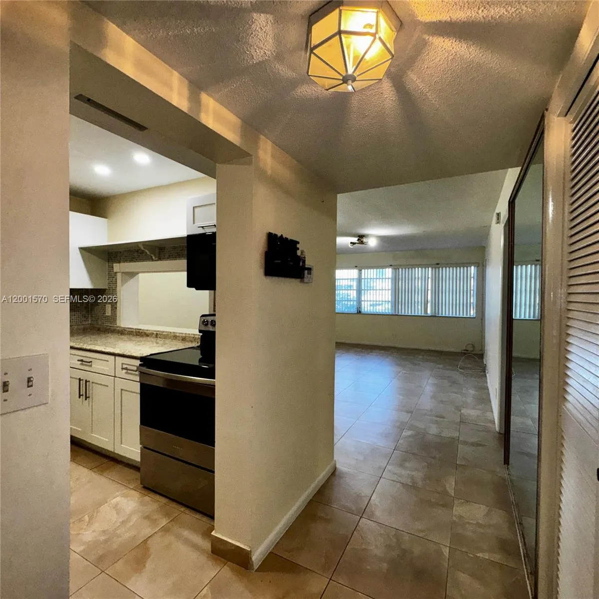 215 SE 3rd Ave # 203A, Hallandale Beach FL 33009