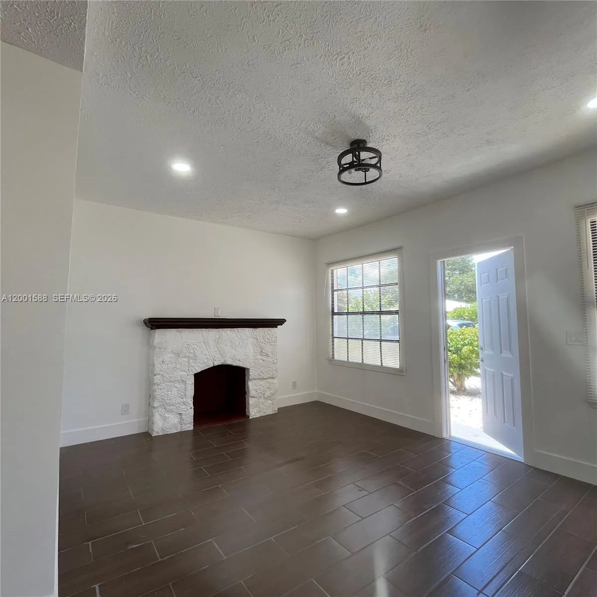 8 S C St, Lake Worth FL 33460