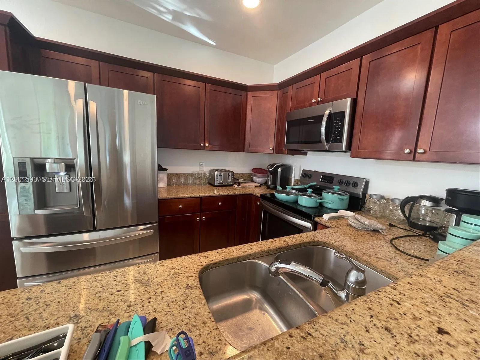 3450-3470 NW 17th Ter, Oakland Park FL 33309