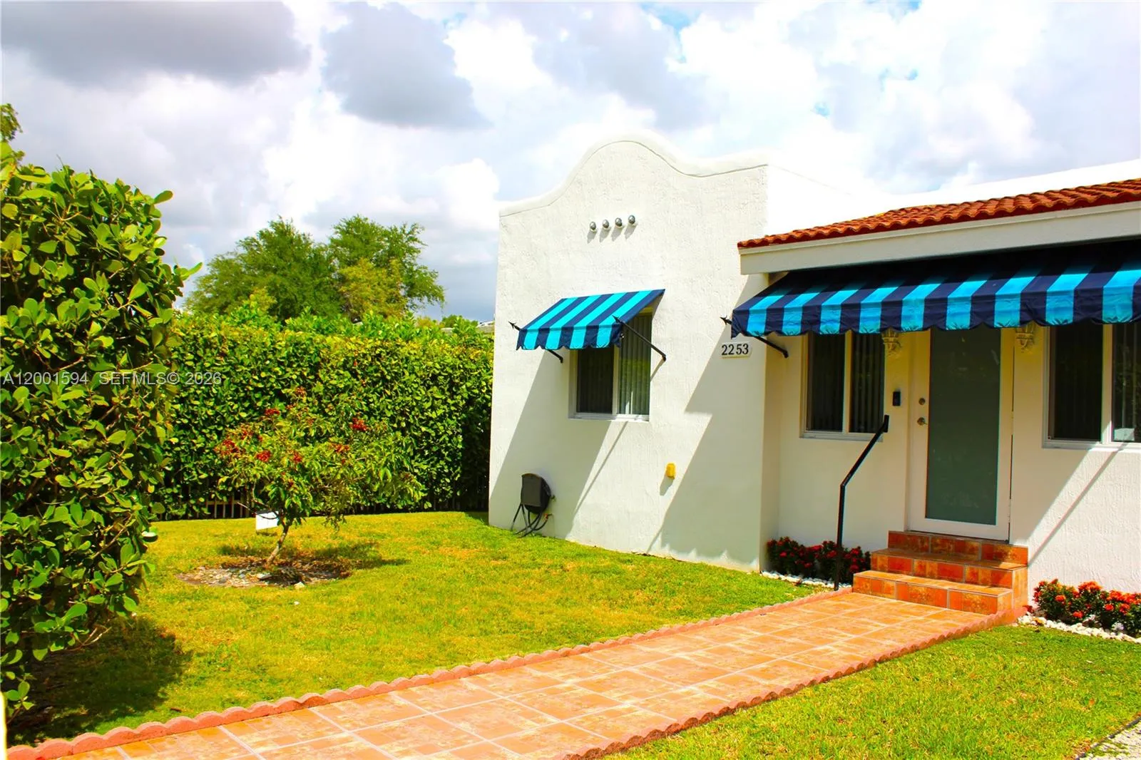 2253 SW 10th St, Miami FL 33135