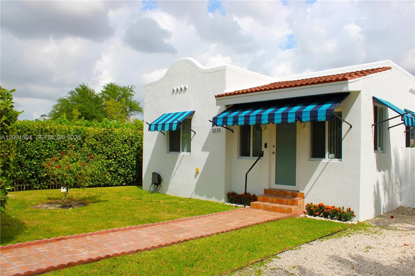 2253 SW 10th St, Miami FL 33135