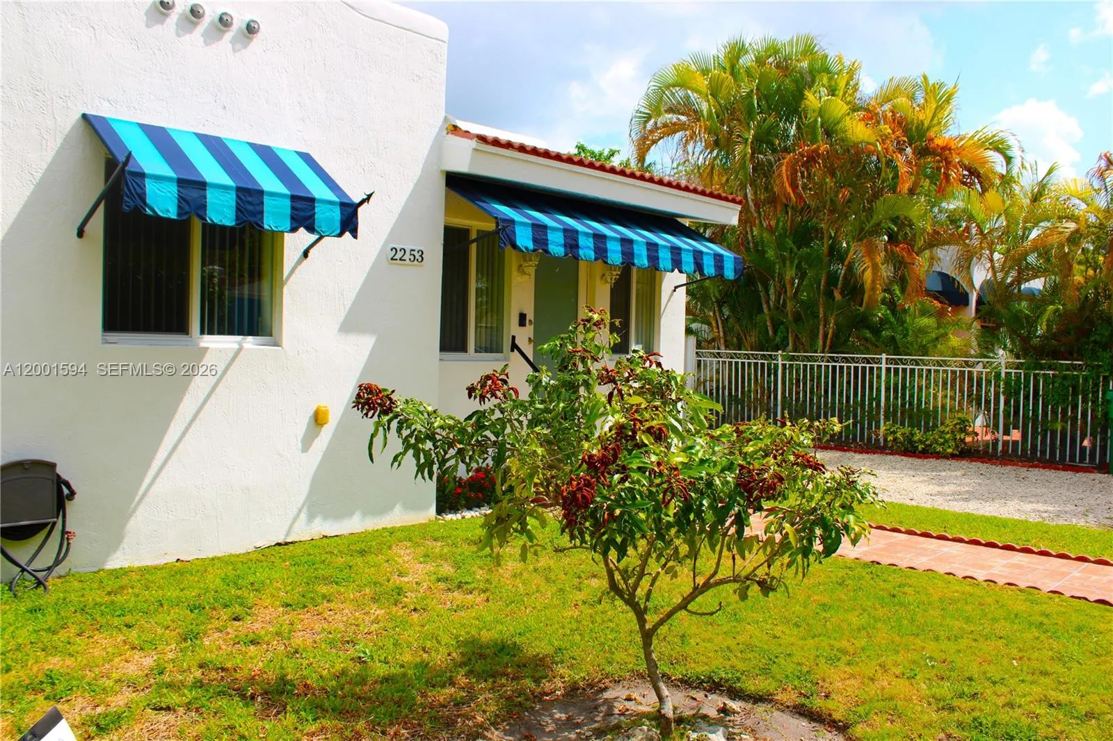 2253 SW 10th St, Miami FL 33135