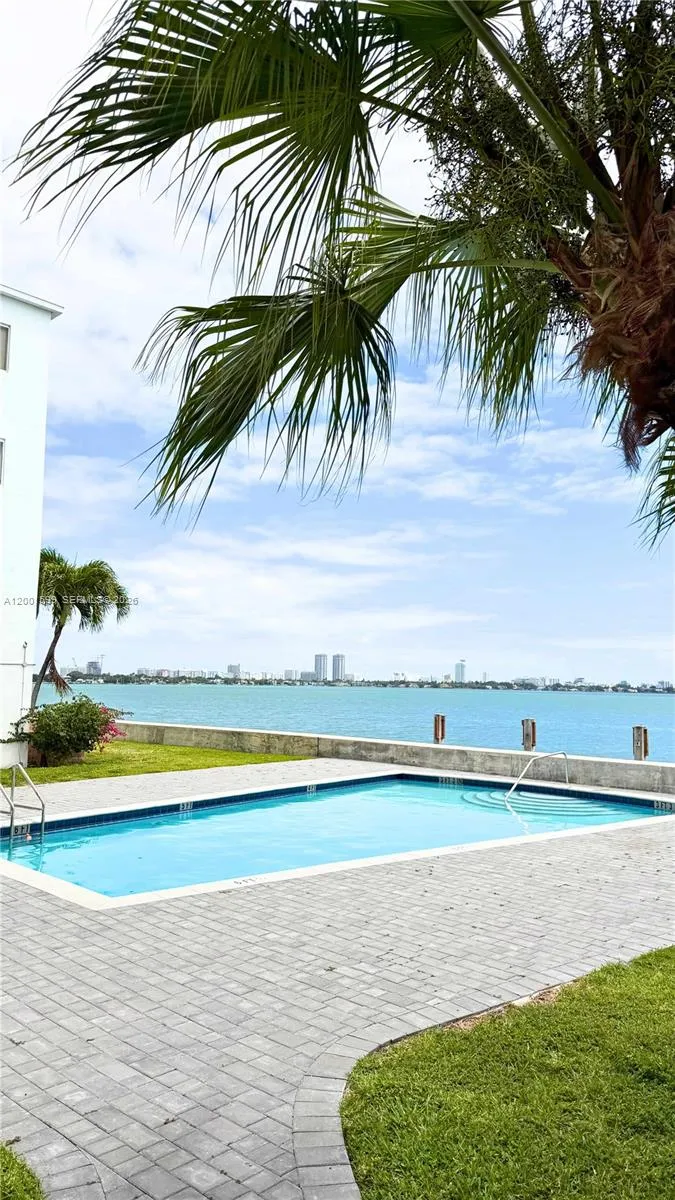 1880 S Treasure Dr # 3A, North Bay Village FL 33141