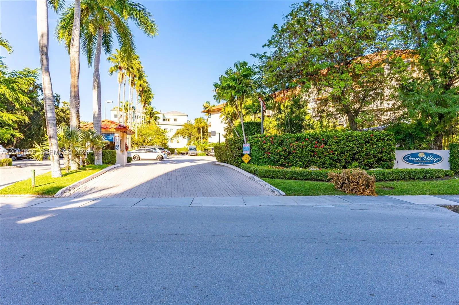 55 Ocean Lane Dr # 1028, Key Biscayne FL 33149