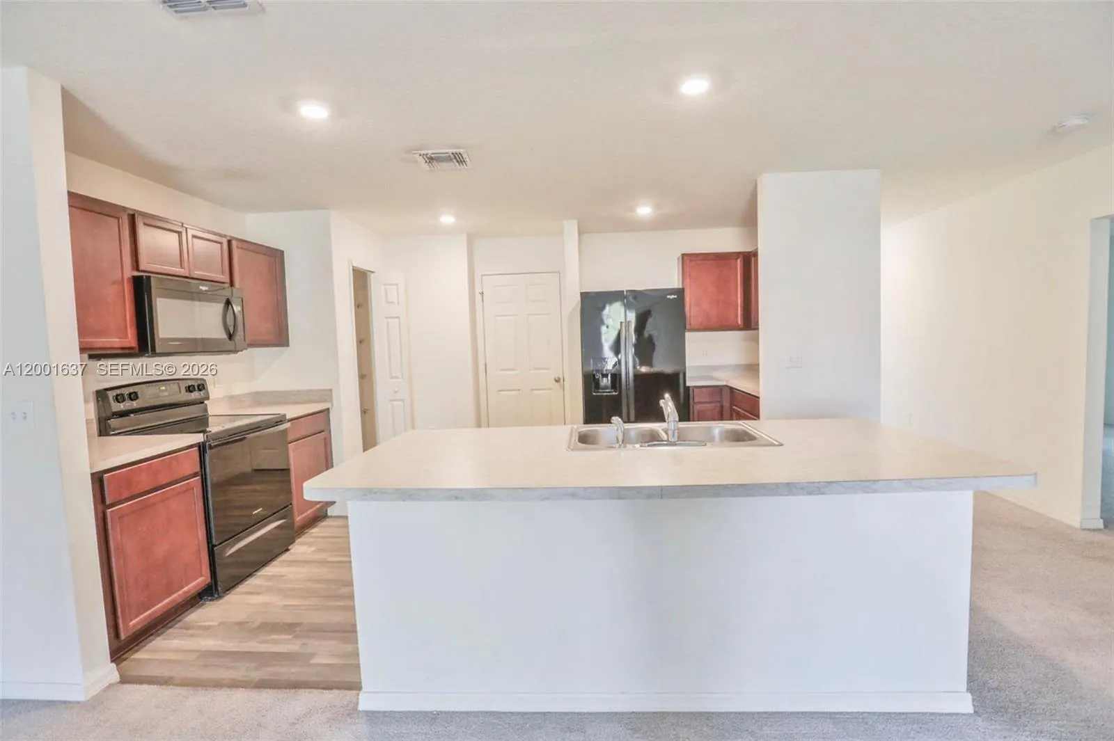 2352 SE Surrey Pl, Port St. Lucie FL 34952