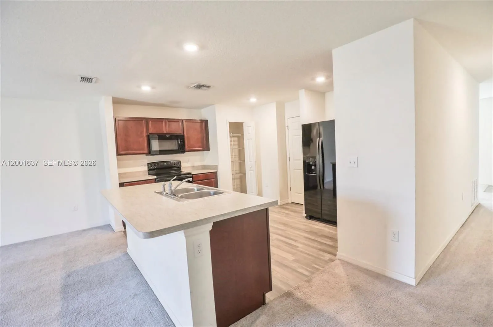 2352 SE Surrey Pl, Port St. Lucie FL 34952