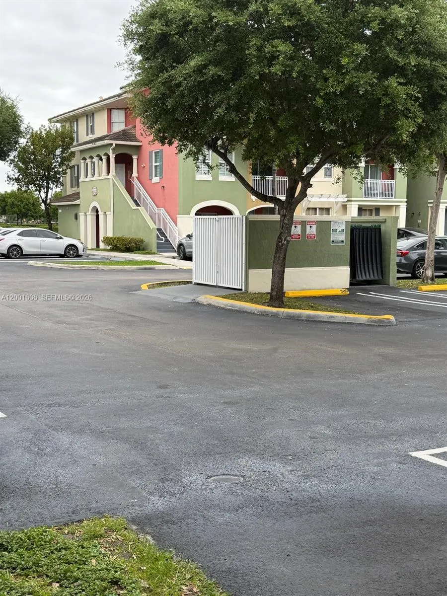 11102 NW 83rd St # 217, Doral FL 33178