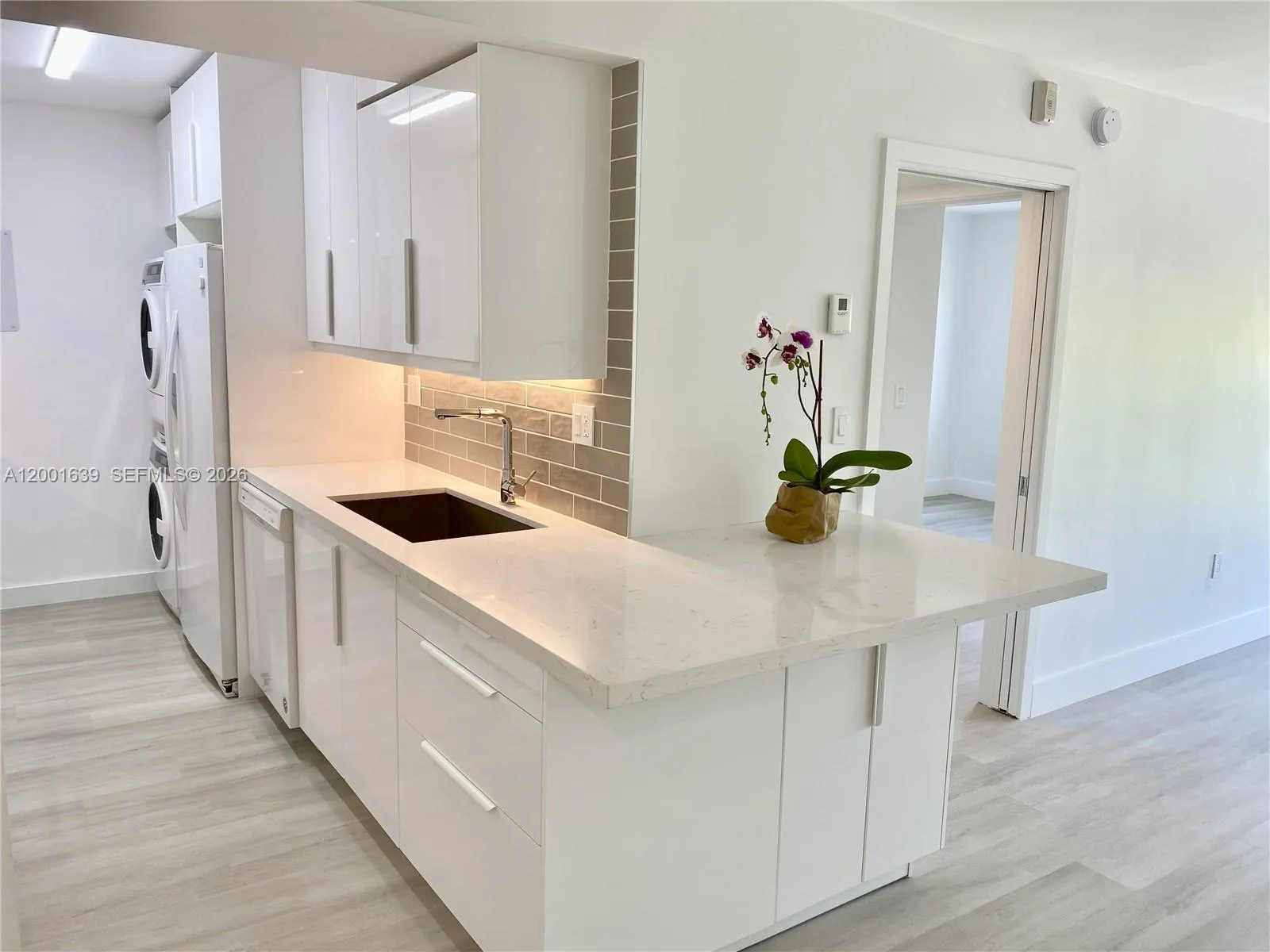 255 Galen Dr # 3D, Key Biscayne FL 33149