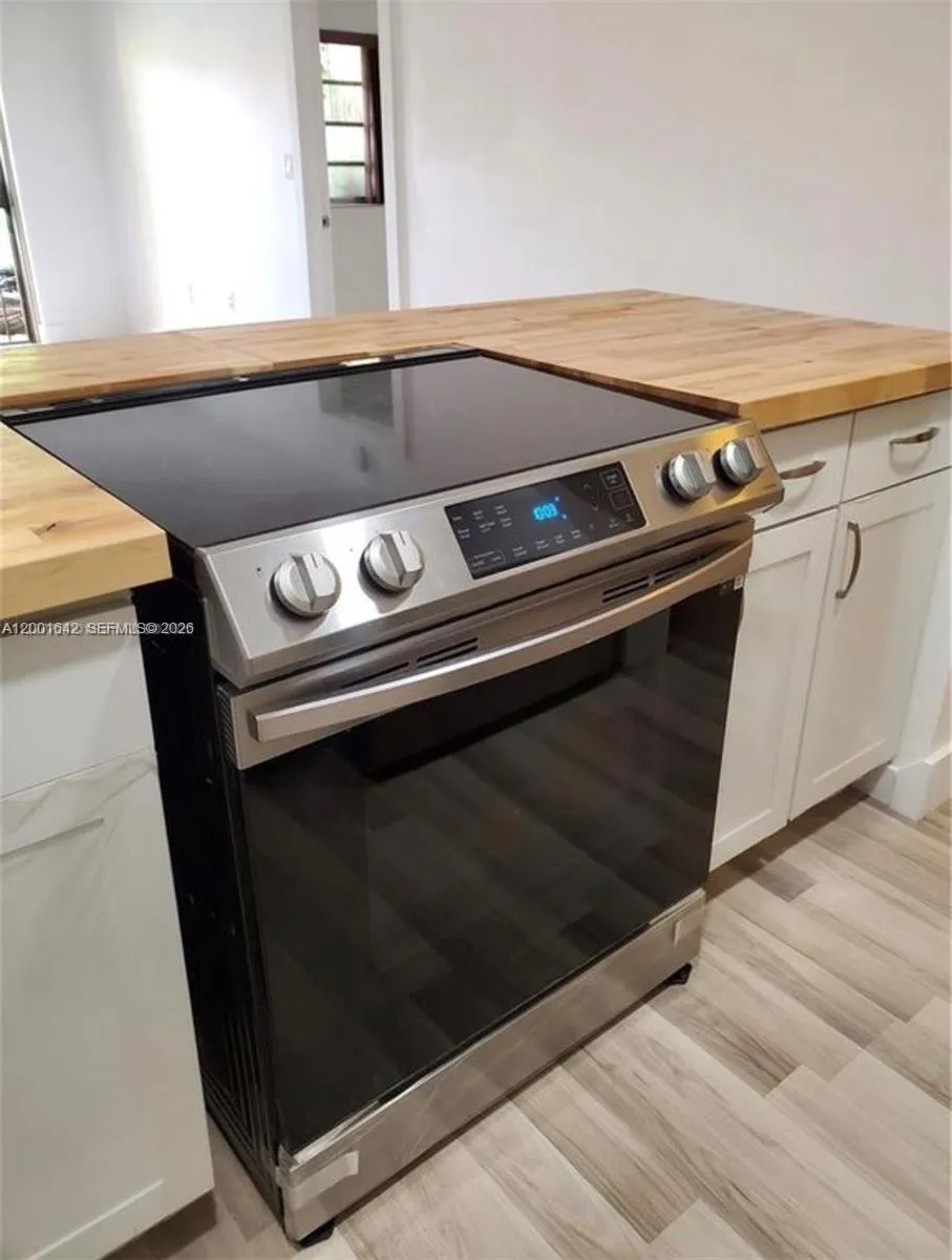 3181 SW 13th St # 108, Miami FL 33145