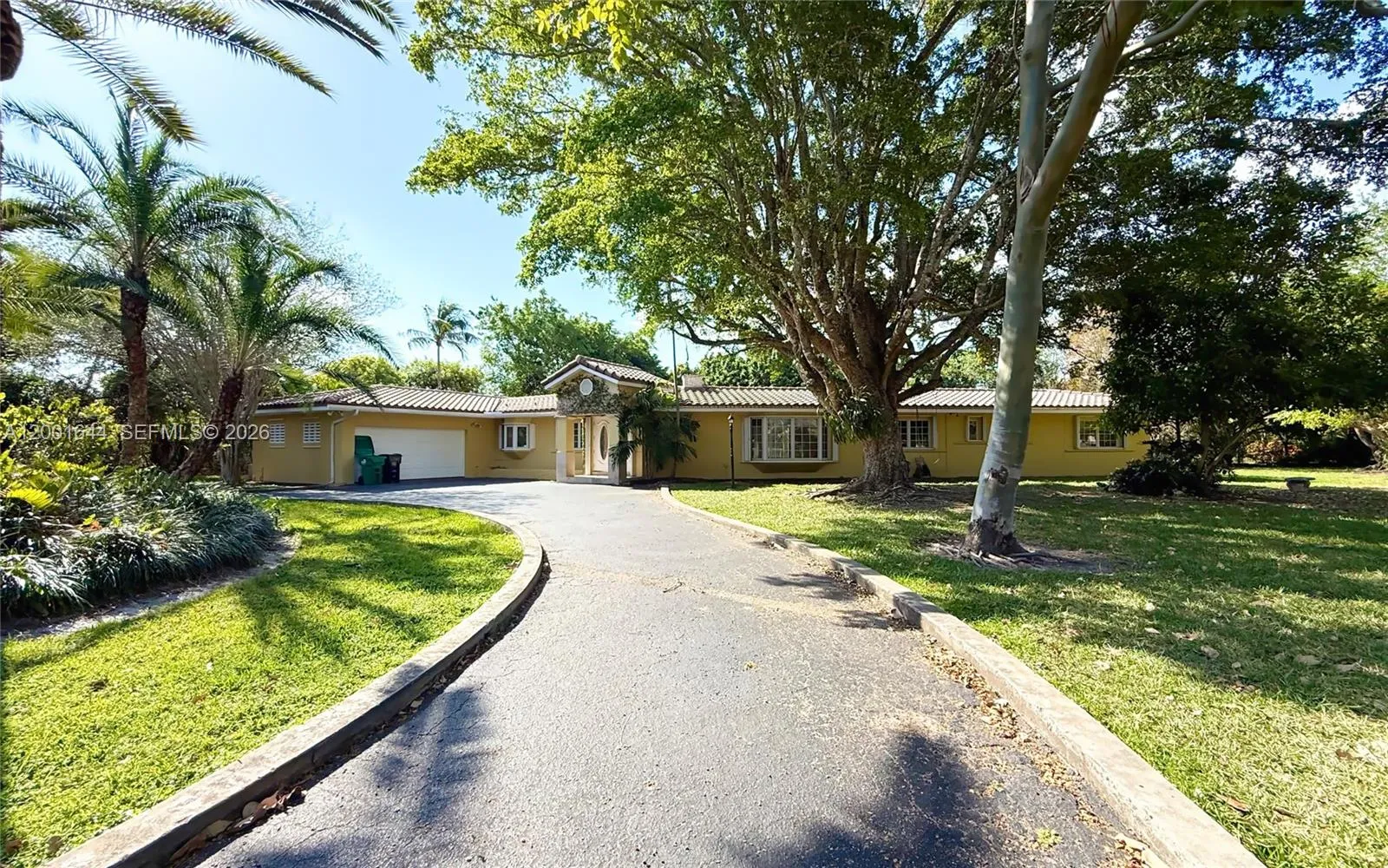 6282 SW 133rd St, Pinecrest FL 33156