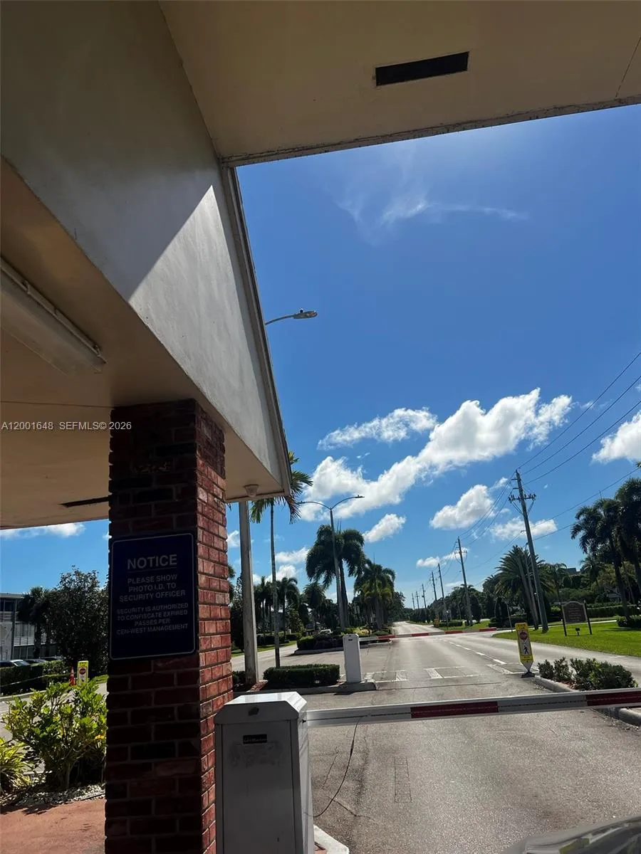 400 Mansfield J # J, Boca Raton FL 33434
