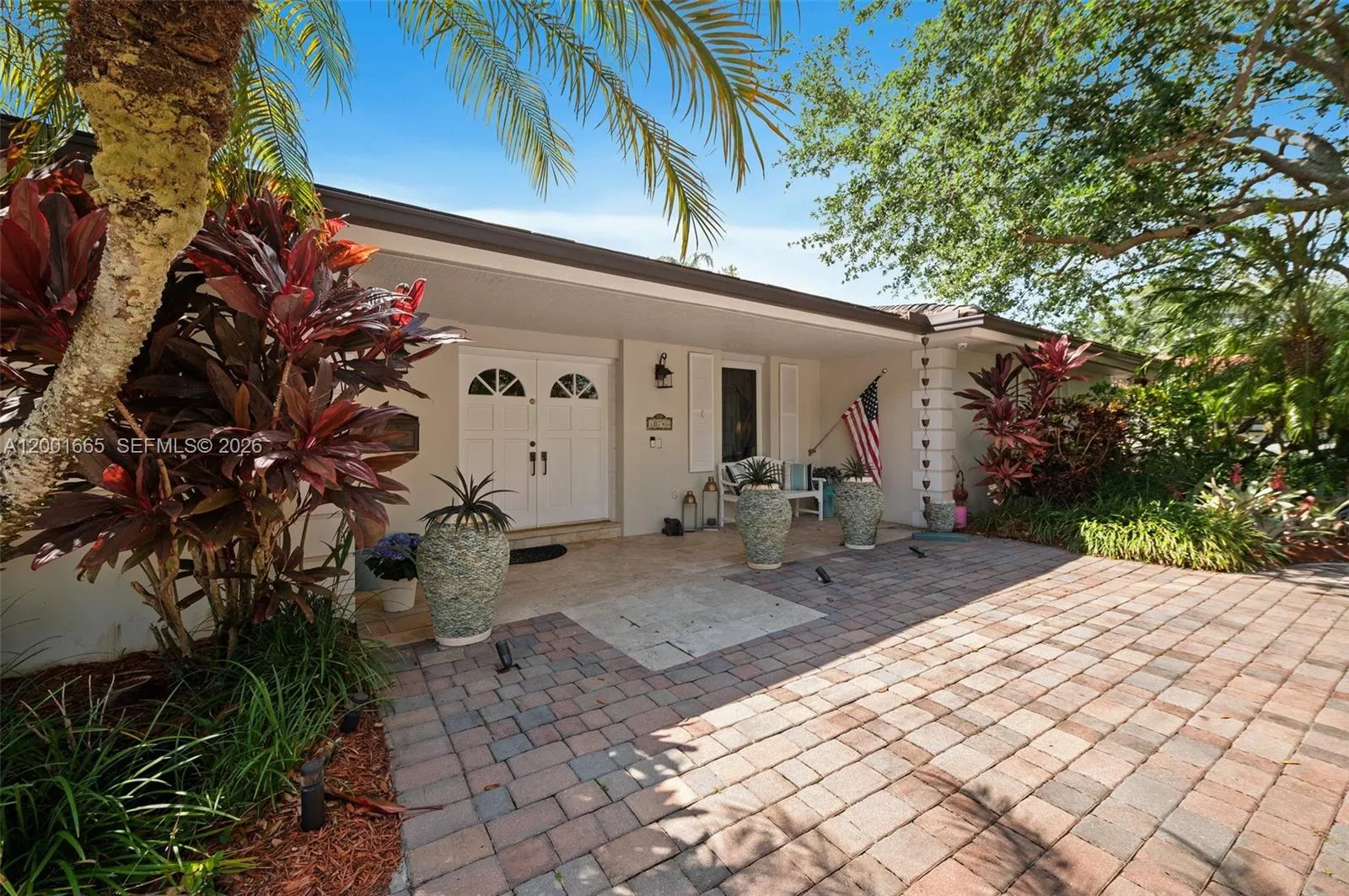 10740 SW 74th Ct, Pinecrest FL 33156