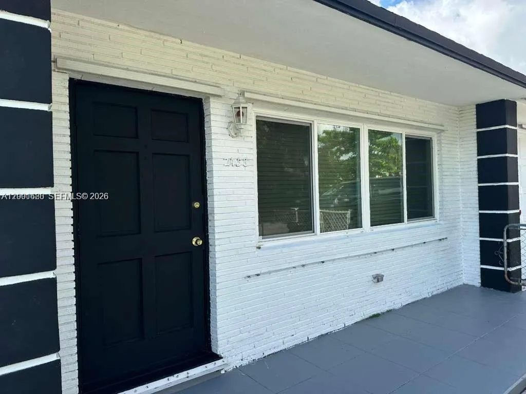 2458 Plunkett St # 0, Hollywood FL 33020