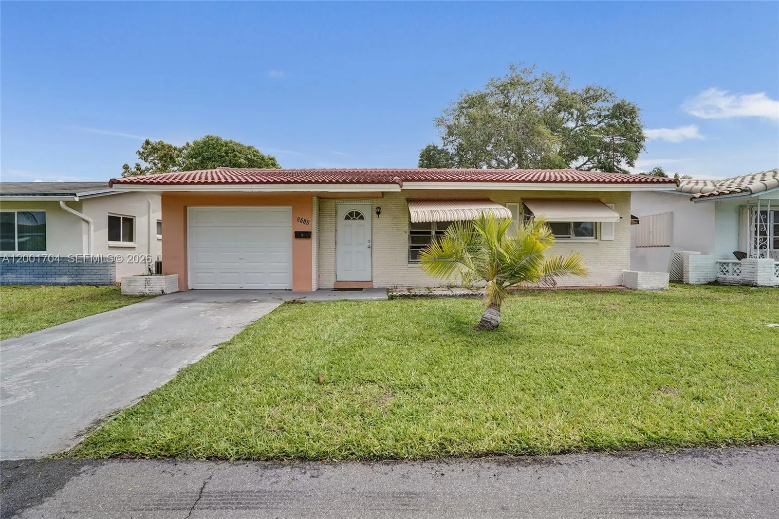 5712 NW 66th Ave, Tamarac FL 33321
