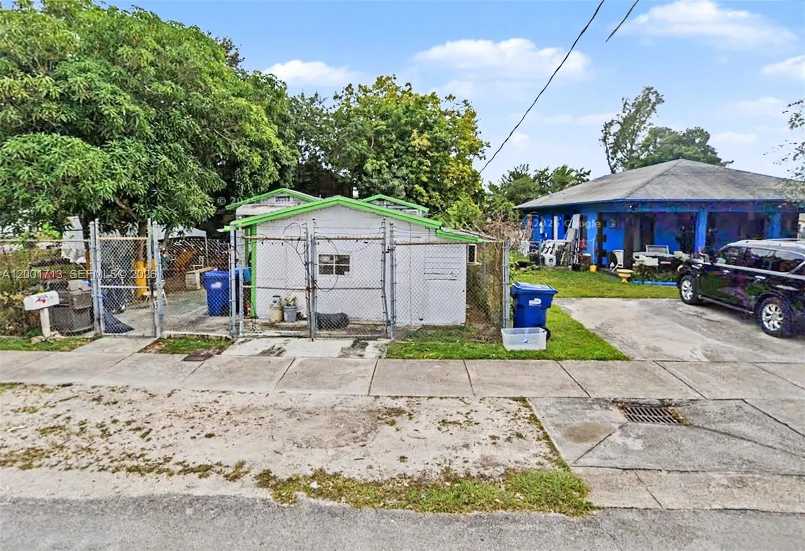 2106 NW 70th St, Miami FL 33147