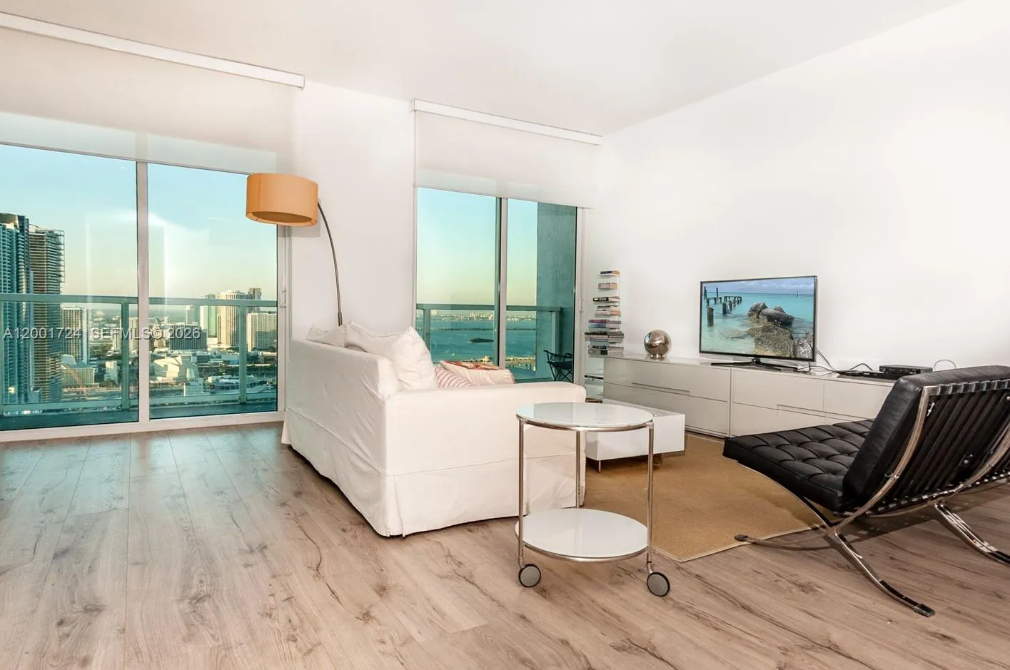 244 Biscayne Blvd # 4104, Miami FL 33132