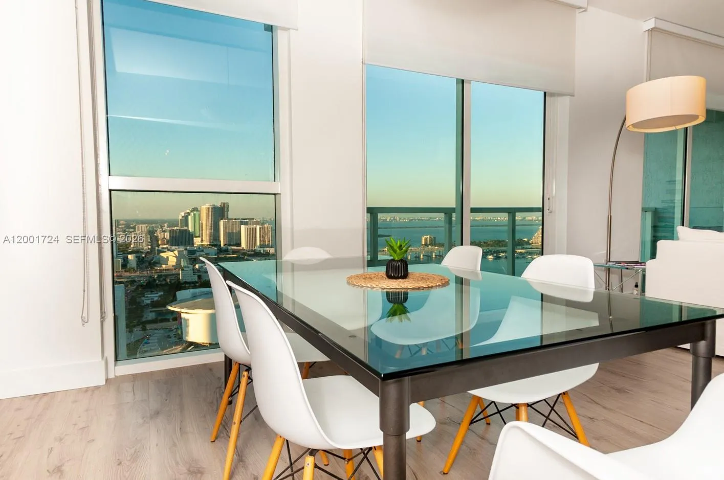 244 Biscayne Blvd # 4104, Miami FL 33132