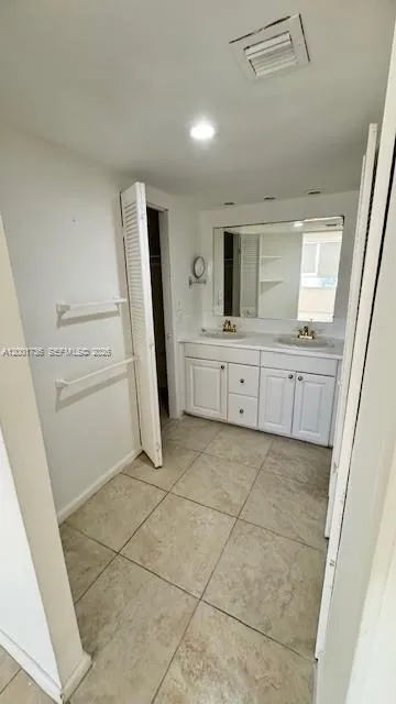 2025 NE 164th St # 616, North Miami Beach FL 33162