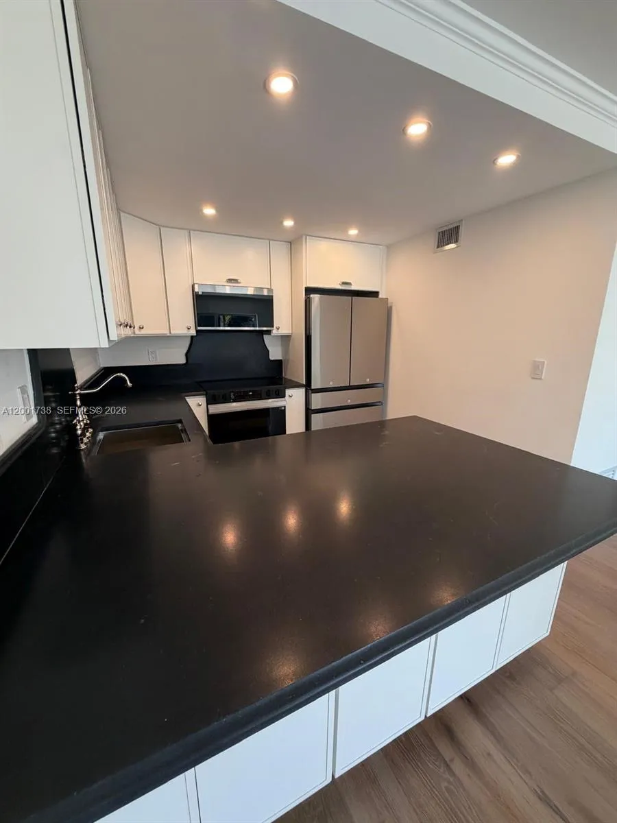 2900 NE 30th St # F2, Fort Lauderdale FL 33306