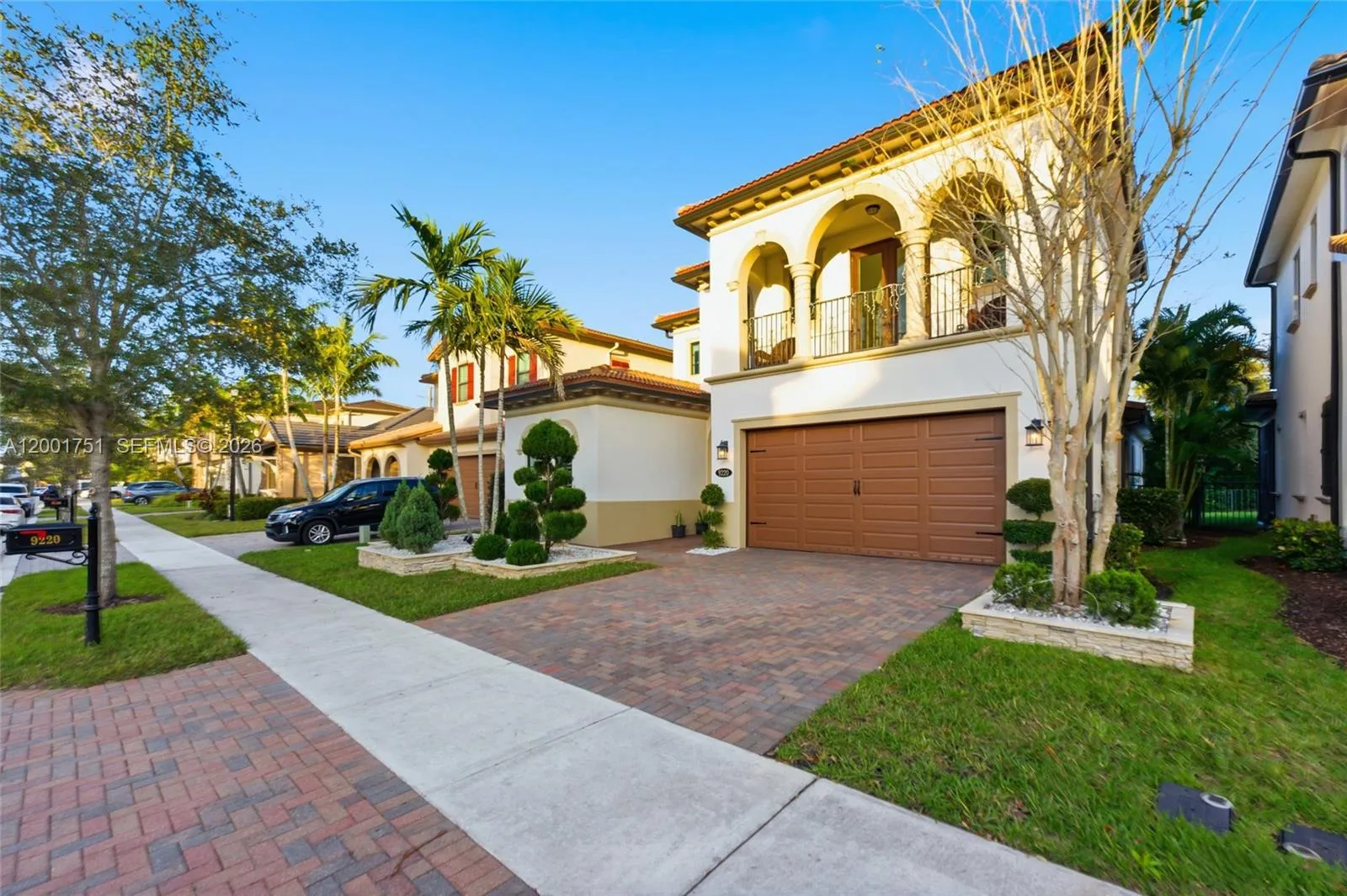 9220 E Meridian Dr, Parkland FL 33076