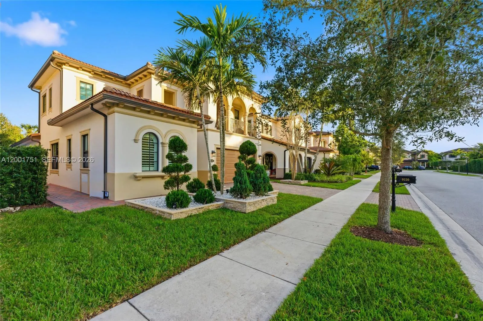 9220 E Meridian Dr, Parkland FL 33076