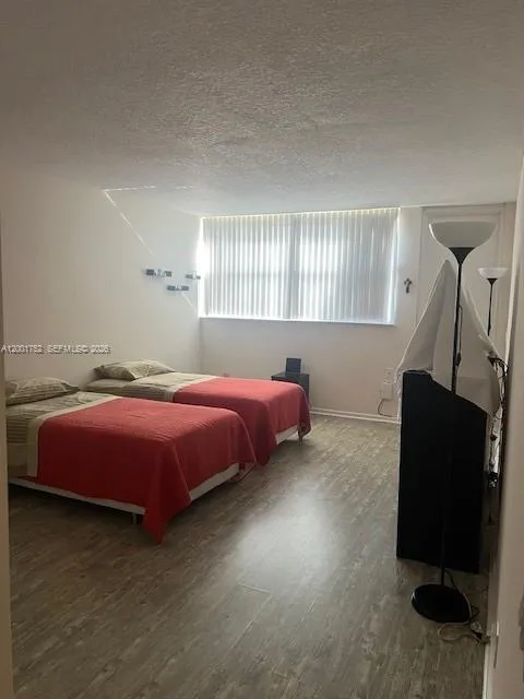 16175 Golf Club Rd # 302, Weston FL 33326