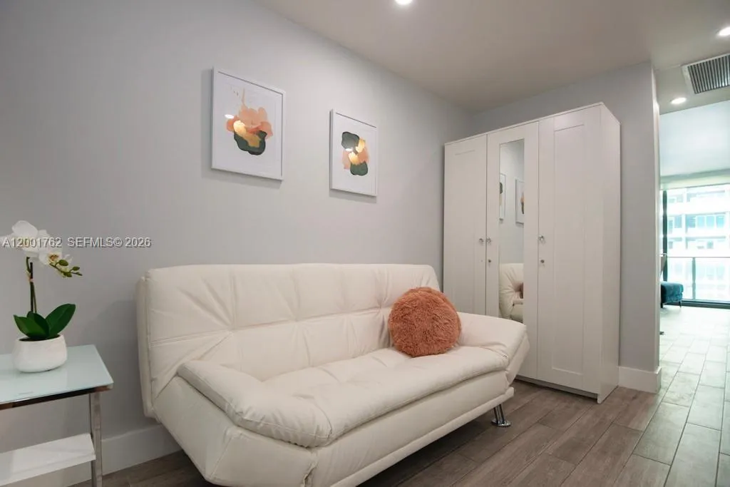 1300 S Miami ave. # 3908, Miami FL 33130