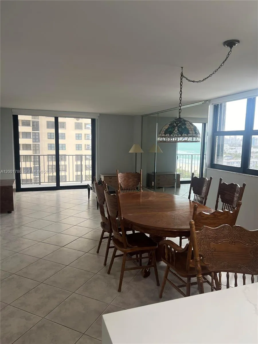 2625 Collins Ave # 1101, Miami Beach FL 33140