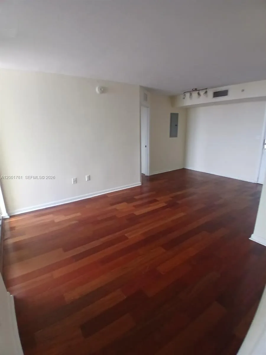 219 NW 12th Ave # 914, Miami FL 33128