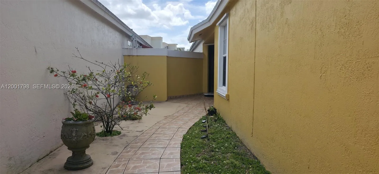 14971 SW 75th Ter, Miami FL 33193