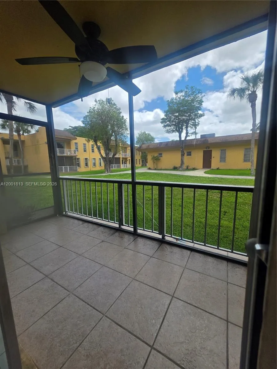 13700 SW 62nd St # 113, Miami FL 33183