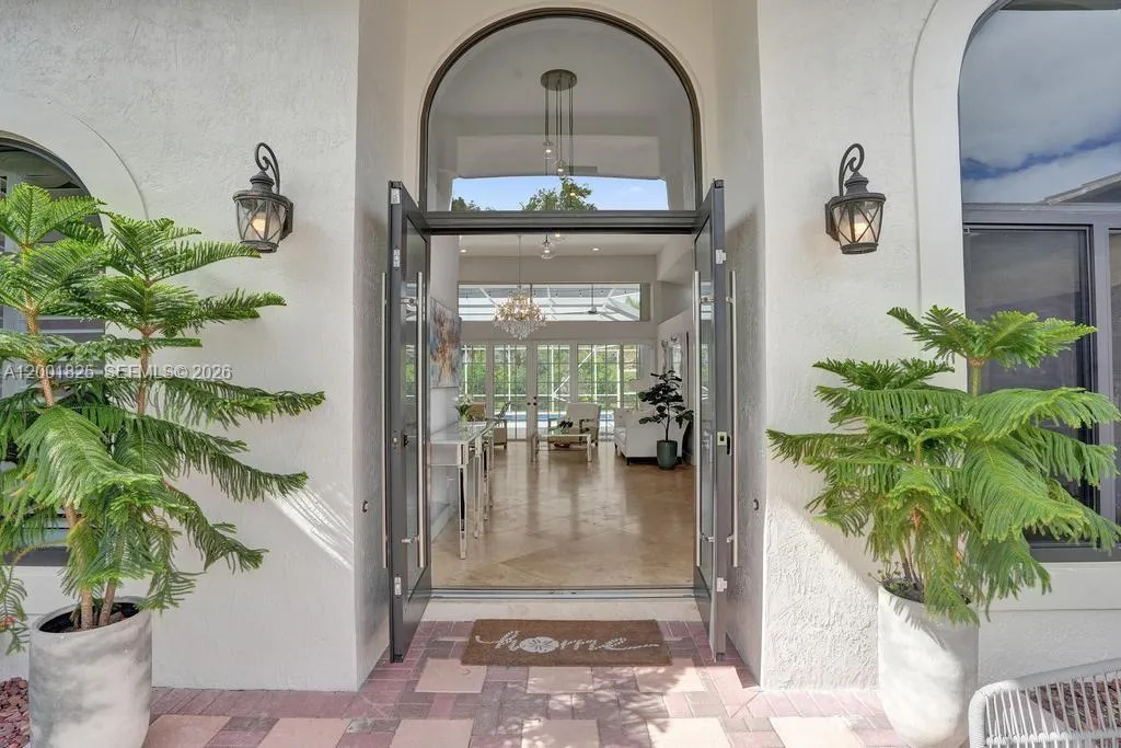 9724 NW 66th Pl, Parkland FL 33076