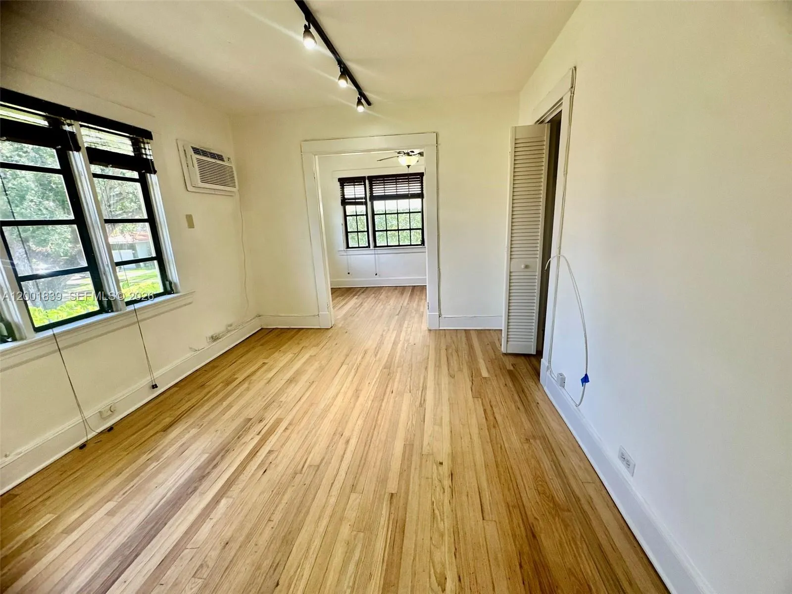 3712 Anderson Rd # 4, Coral Gables FL 33134