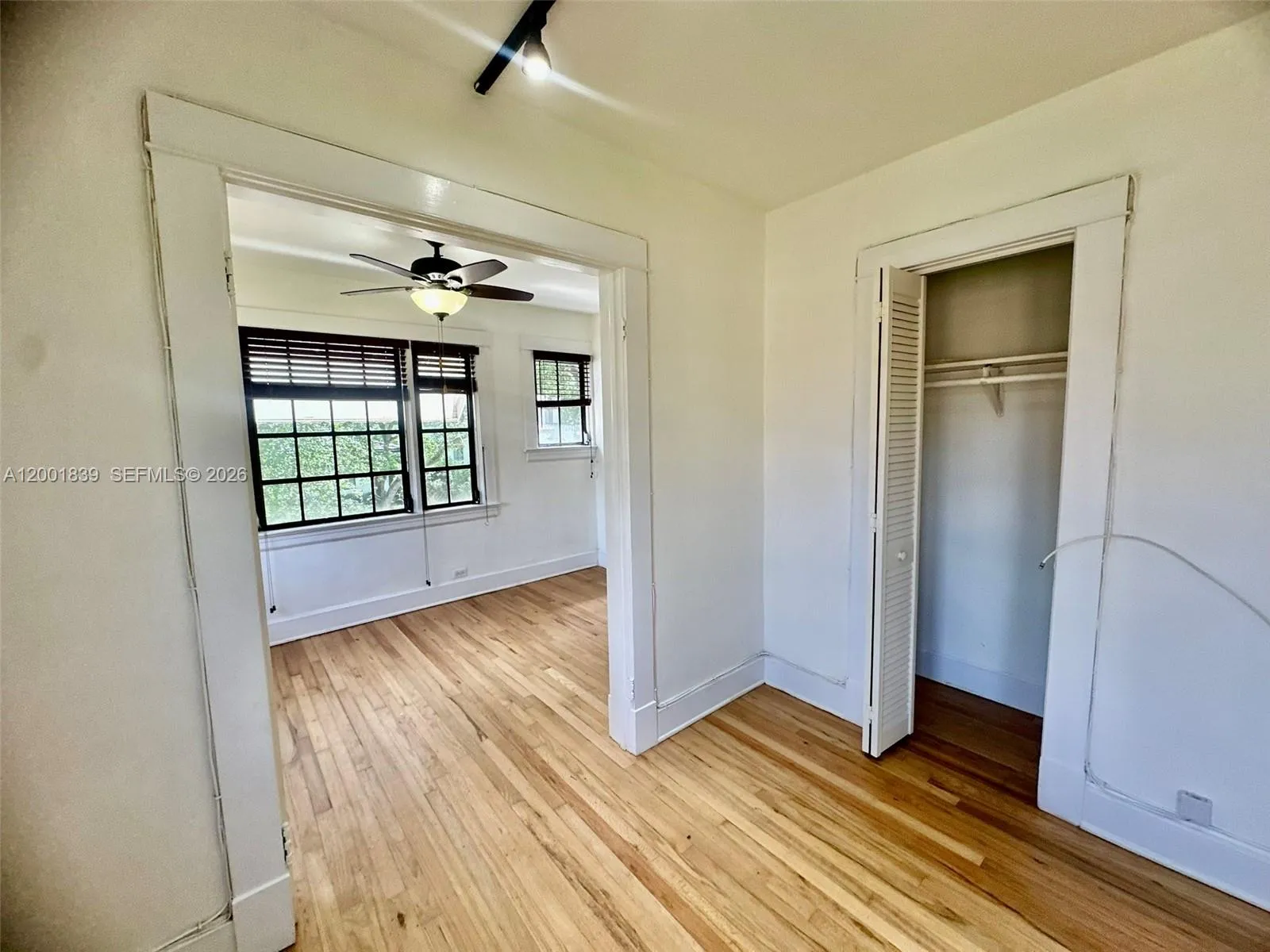 3712 Anderson Rd # 4, Coral Gables FL 33134