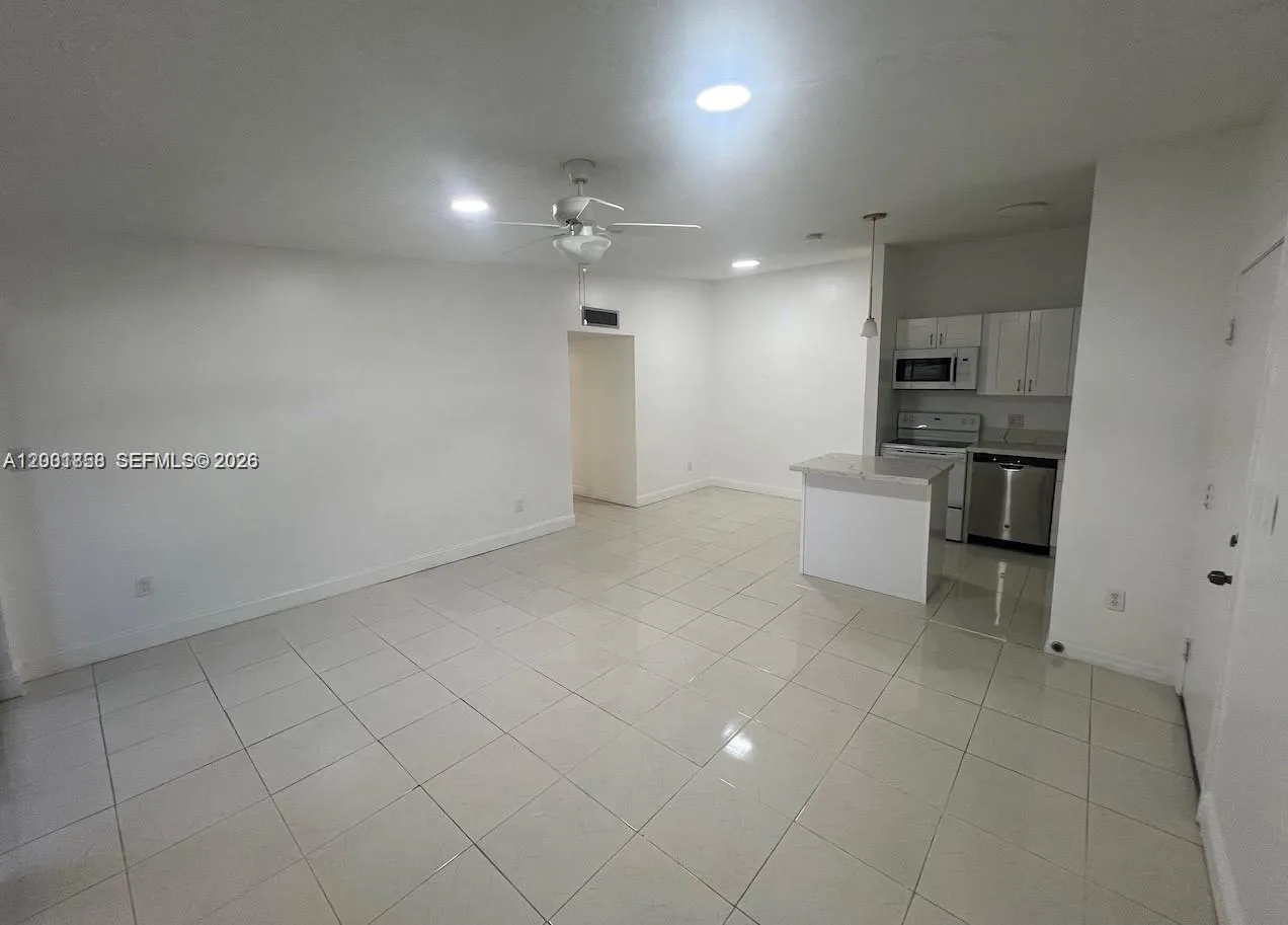 9743 W Mcnab Rd # 209, Tamarac FL 33321