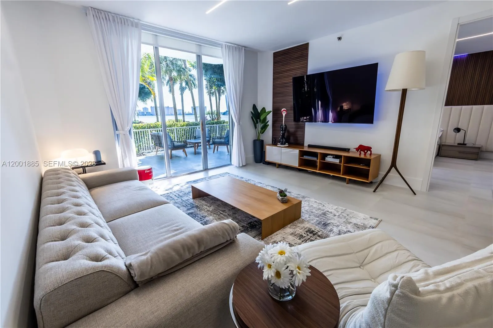 3600 Mystic Pointe Dr # 114, Aventura FL 33180