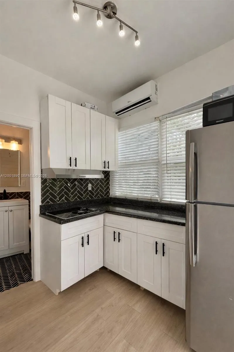 12906 NE 6th Ave # 1, North Miami FL 33161