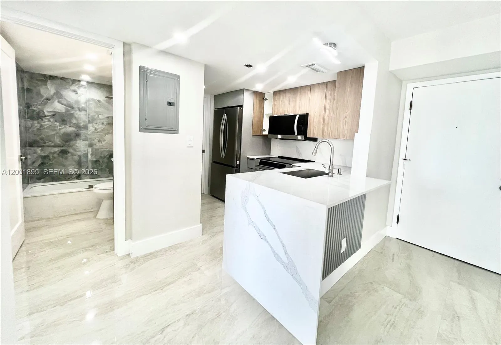 770 Claughton Island Dr # 2105, Miami FL 33131