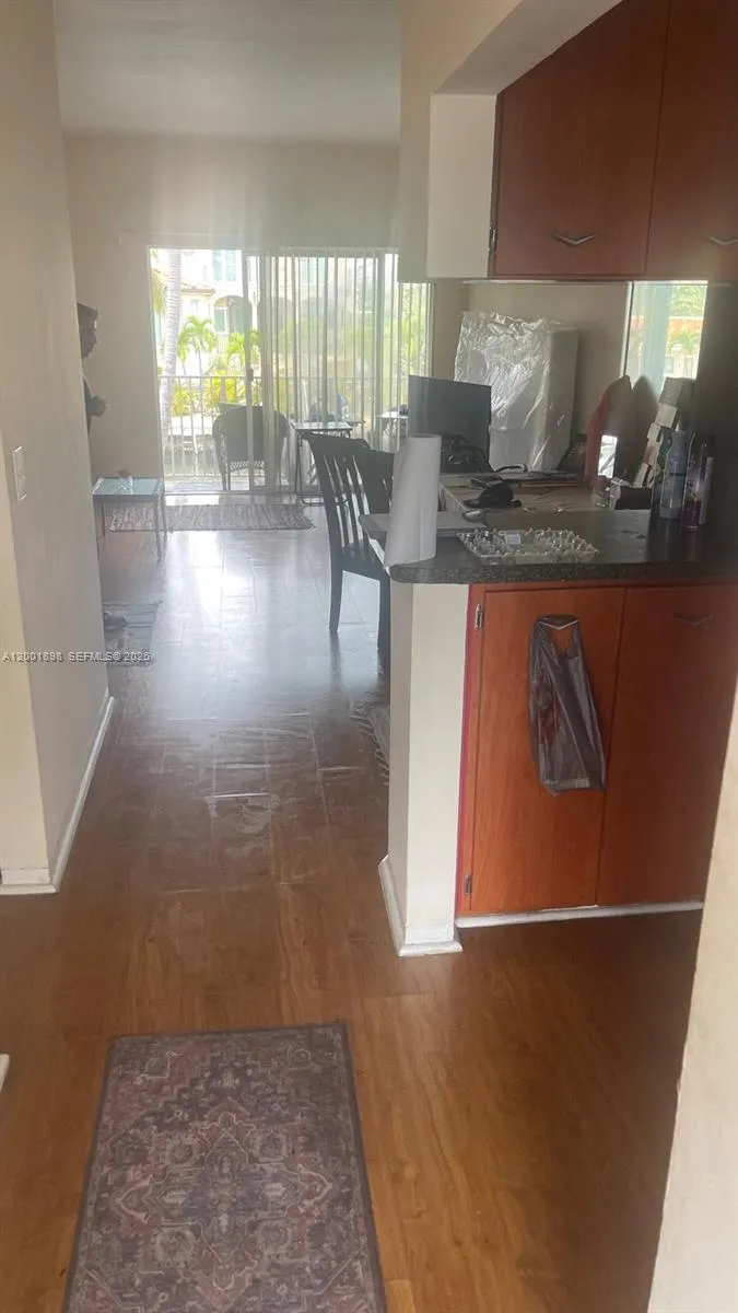 2225 NE 123rd St # 204, North Miami FL 33181