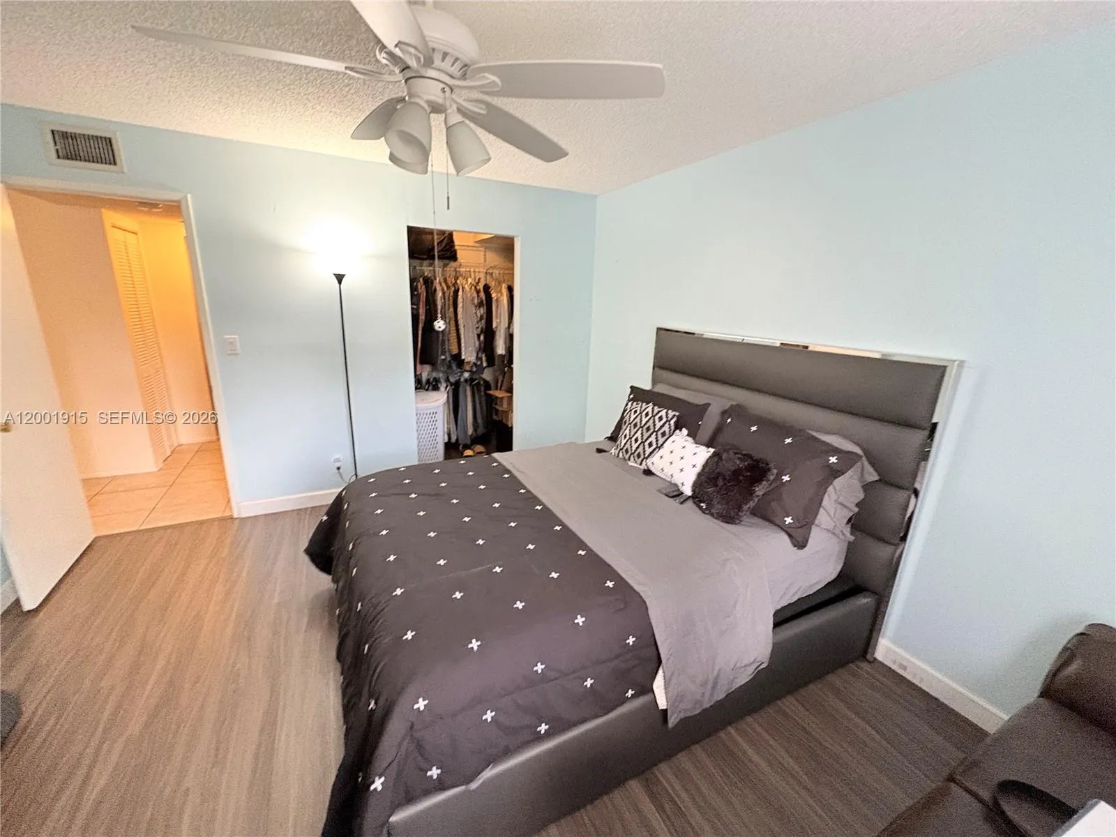 2769 S Oakland Forest Dr # 101, Oakland Park FL 33309