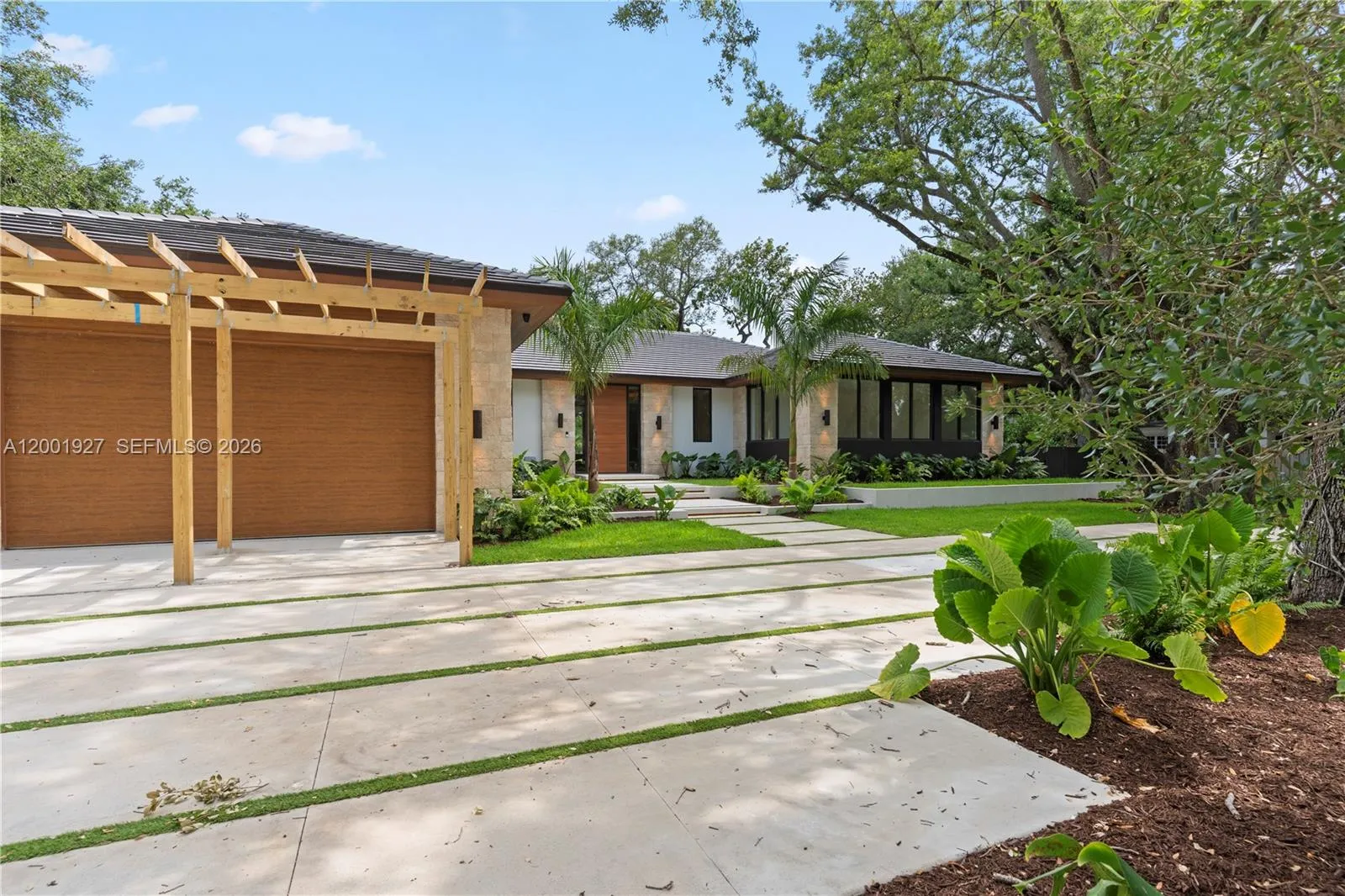7840 SW 98th St, Miami FL 33156