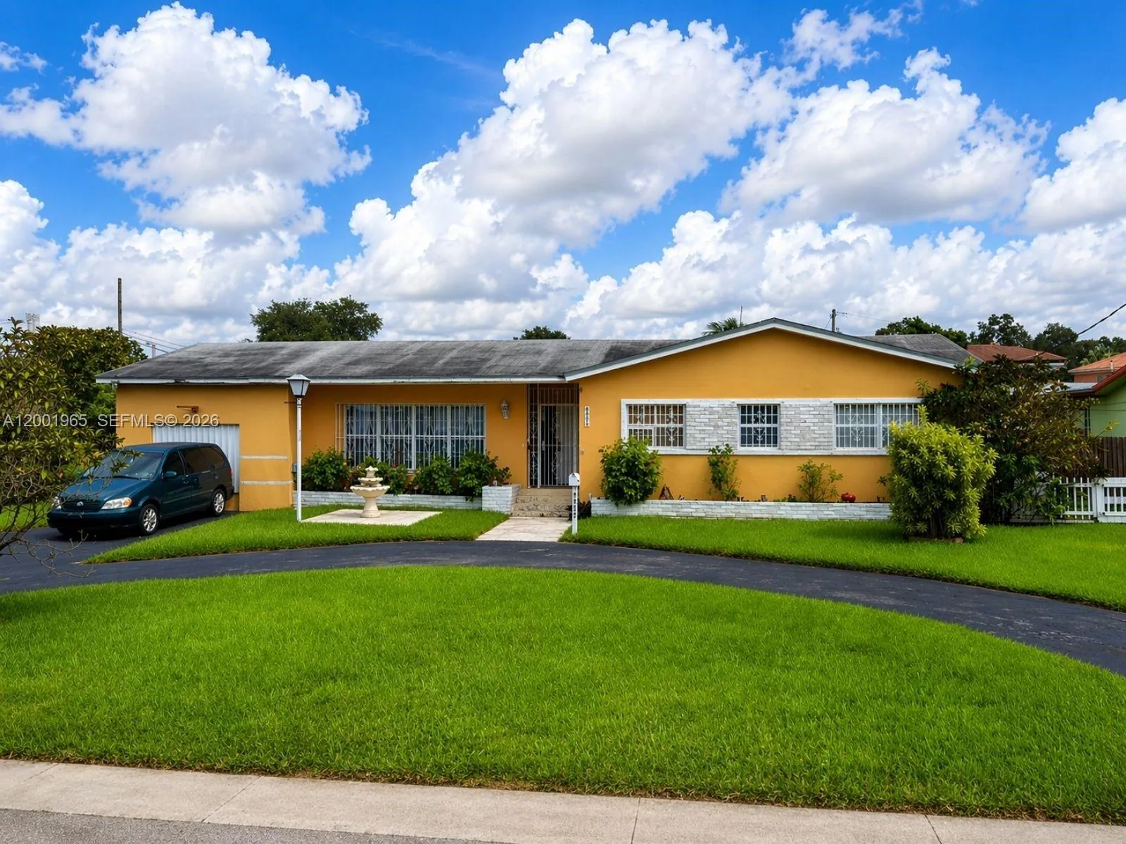 6895 SW 16th St, Miami FL 33155