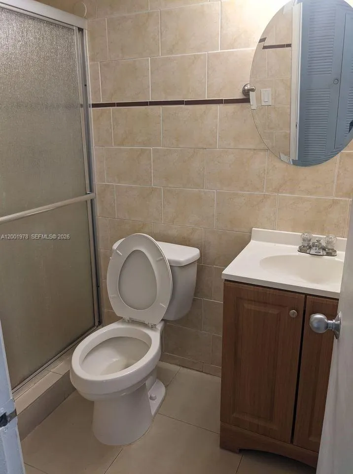 7125 NW 186th St # B209, Hialeah FL 33015