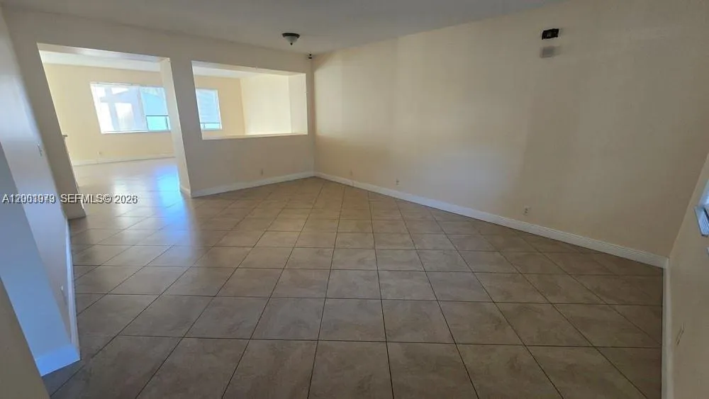 1010 SW DUBUQUE AVE, Port St. Lucie FL 34983