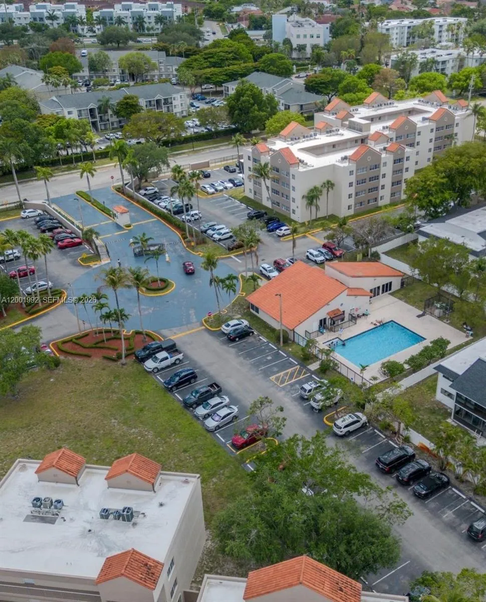 6195 NW 186th St # 113, Hialeah FL 33015