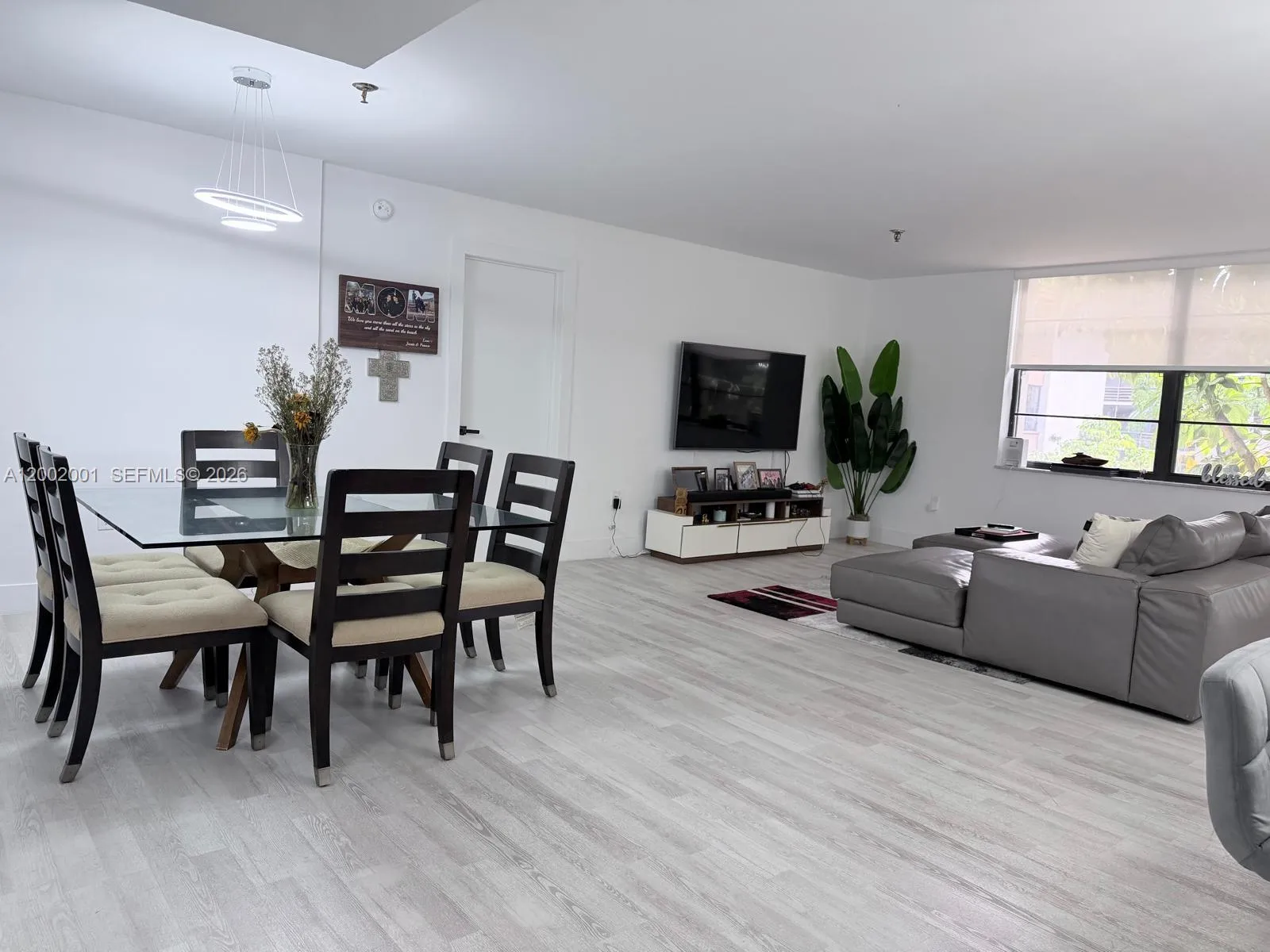 671 NE 195th St # 208E, Miami FL 33179