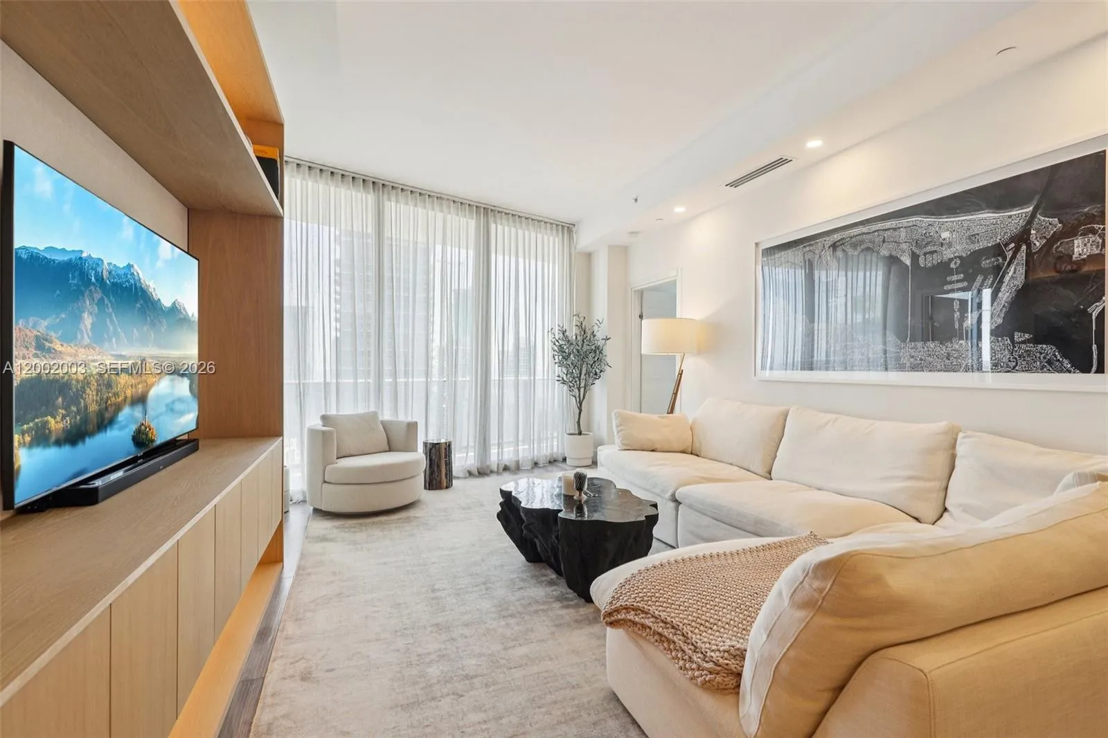 2 bedroom 2 bath for sale at 801 S Miami Ave # 4902, Miami FL 33130