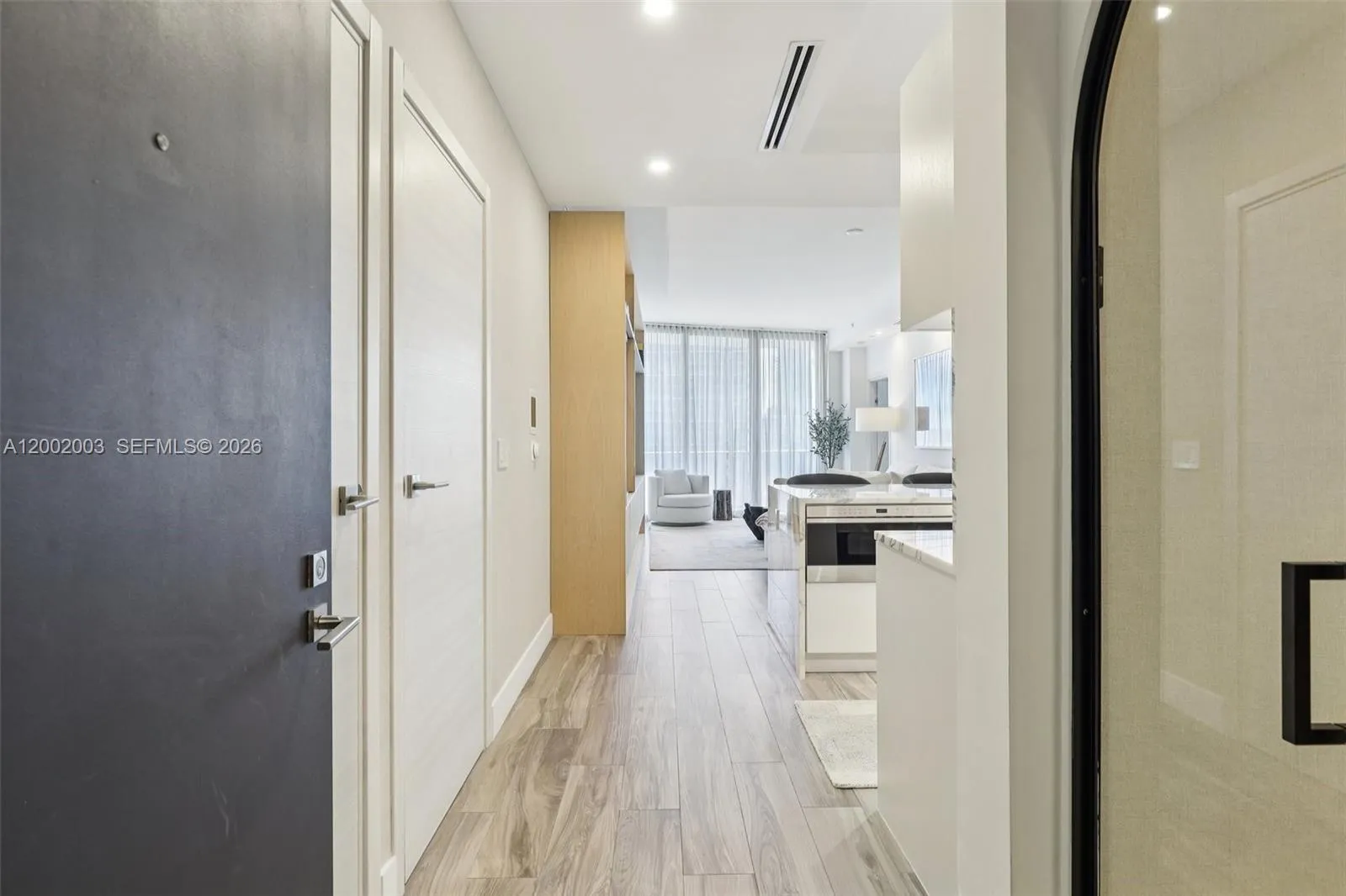 801 S Miami Ave # 4902, Miami FL 33130