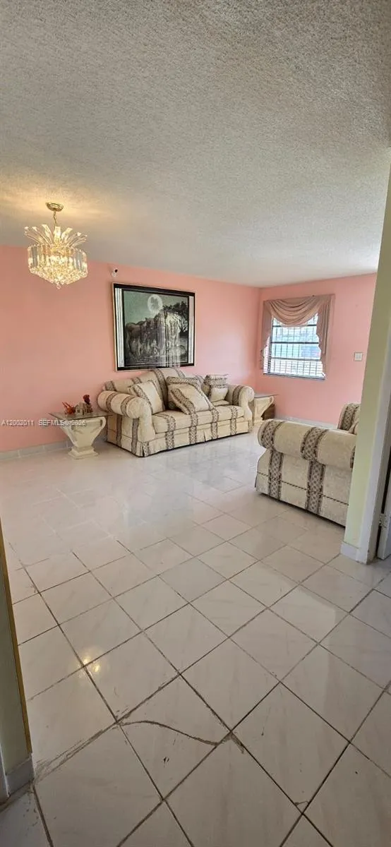 10904 SW 146th Pl, Miami FL 33186