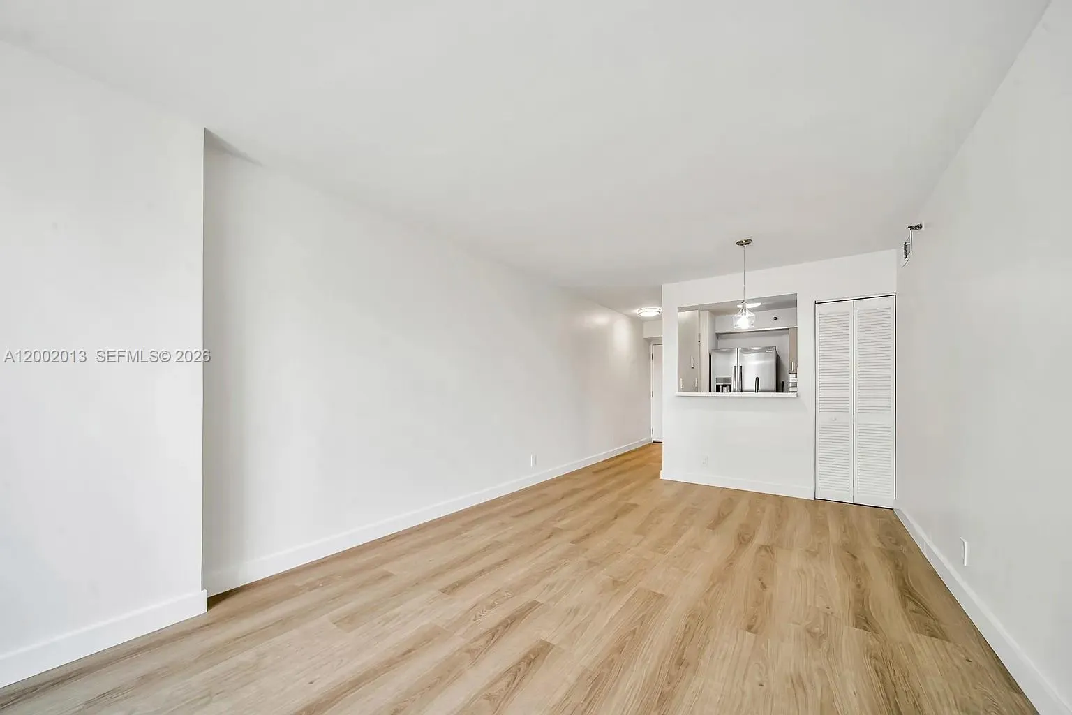 501 SW 1st St # 502, Miami FL 33130